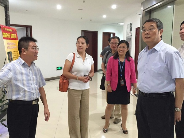 司法部司法考试中心领导来我市检查指导国家司法考试工作